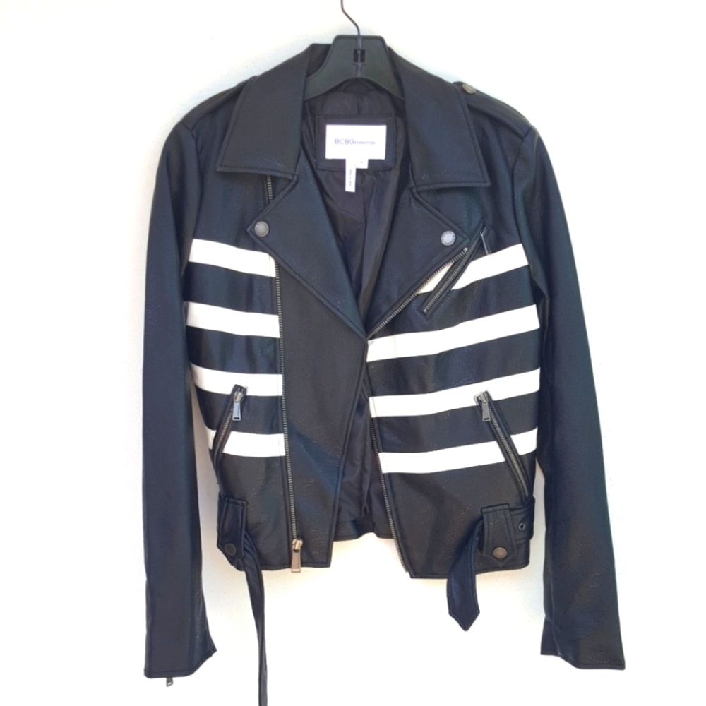 NWOT BCBGENERATION Black/White Runway Moto Jacket Size Small